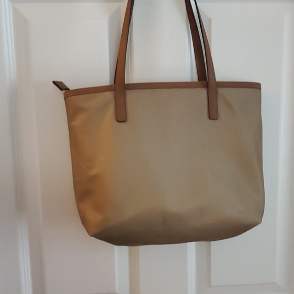 Michael Kors purse - Picture 4 of 5